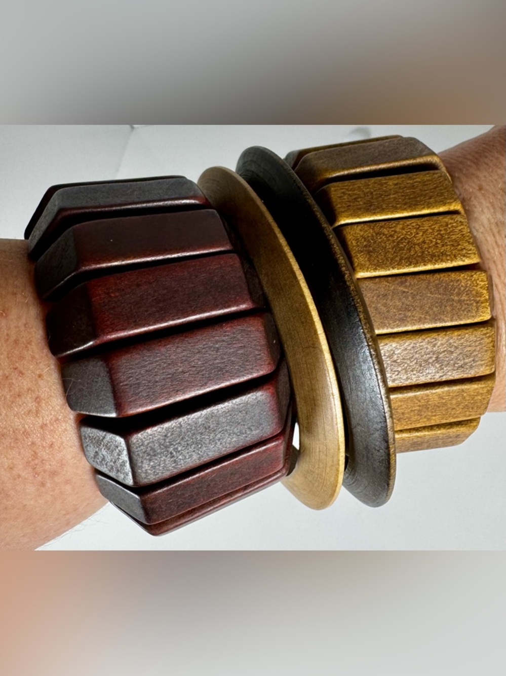 Set of 4 Wooden Bangle/Stretch Bracelets - Brown and Dark Brown #1161